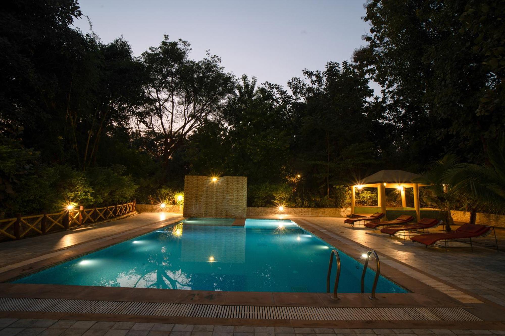 Treebo Premium Mowgli'S Den, Pench Hotel Khawasa Ngoại thất bức ảnh