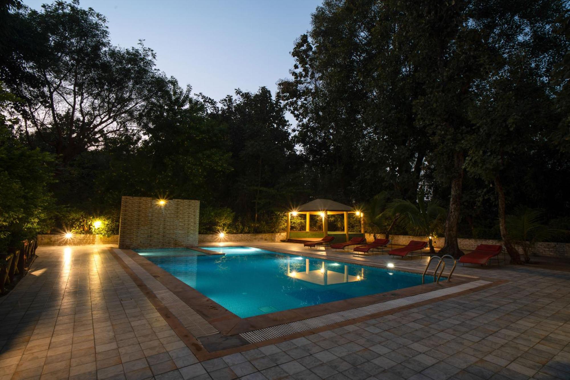 Treebo Premium Mowgli'S Den, Pench Hotel Khawasa Ngoại thất bức ảnh