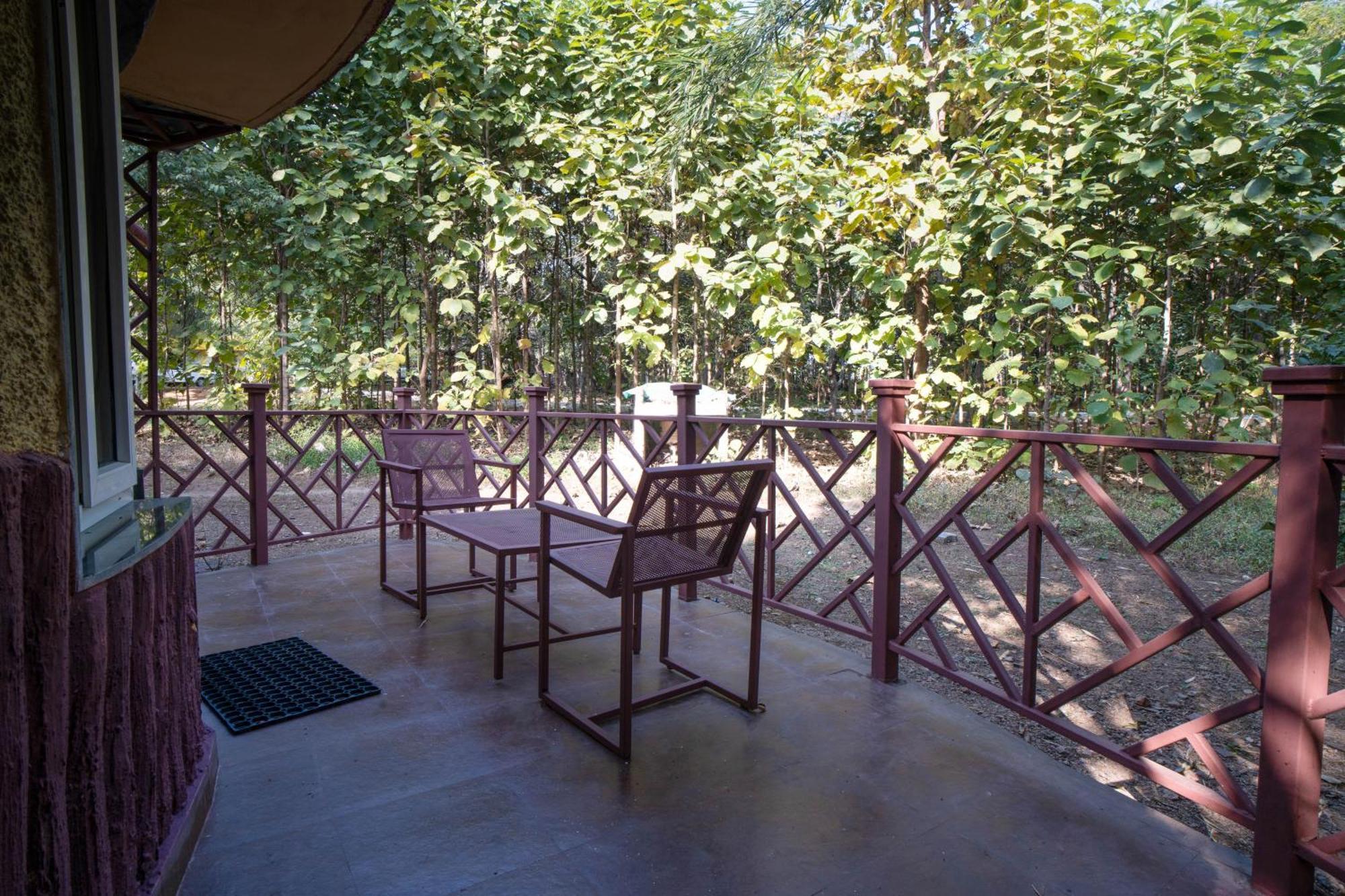 Treebo Premium Mowgli'S Den, Pench Hotel Khawasa Ngoại thất bức ảnh